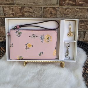 Coach Blossom Gift Set. NWT